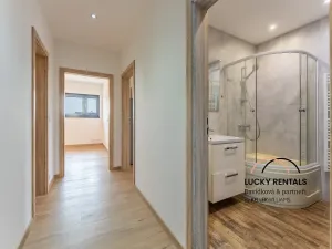Pronájem bytu 2+kk, Čestlice, Habrová, 59 m2