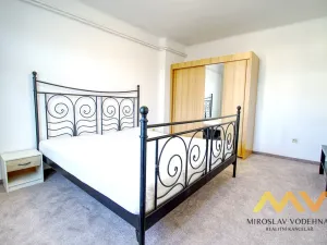 Pronájem bytu 3+1, Hradec Králové, Průmyslová, 92 m2