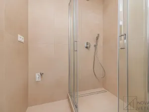 Prodej bytu 4+kk, Praha - Vršovice, U Slavie, 80 m2