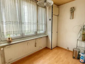 Prodej bytu 2+1, Nýřany, Komenského, 56 m2