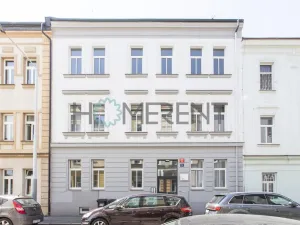 Pronájem bytu 1+kk, Praha - Vysočany, Kolmá, 19 m2