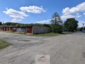 Pronájem garáže, Valašské Meziříčí - Krásno nad Bečvou, M. Alše, 18 m2