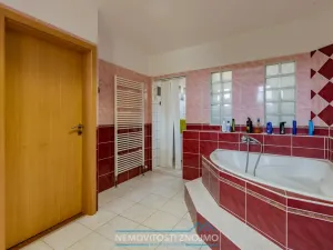 Prodej rodinného domu, Znojmo, Gagarinova, 229 m2