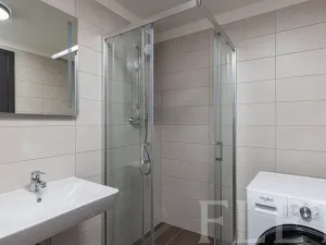 Pronájem bytu 1+kk, Praha - Hloubětín, Poděbradská, 33 m2