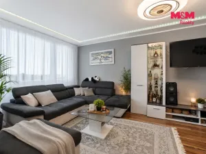 Prodej bytu 3+1, Praha - Prosek, Prosecká, 69 m2