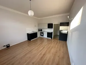 Pronájem bytu 1+kk, Praha - Vršovice, Kodaňská, 33 m2