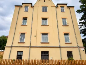 Pronájem bytu 1+1, Děčín - Děčín VI-Letná, Rokycanova, 39 m2