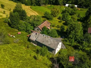 Prodej rodinného domu, Frýdštejn - Sestroňovice, 300 m2