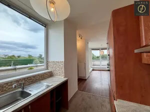 Pronájem bytu 2+kk, Praha - Záběhlice, Harlacherova, 40 m2