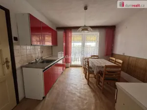 Prodej rodinného domu, Velešín, náměstí J. V. Kamarýta, 505 m2