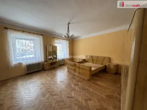 Prodej rodinného domu, Velešín, náměstí J. V. Kamarýta, 505 m2