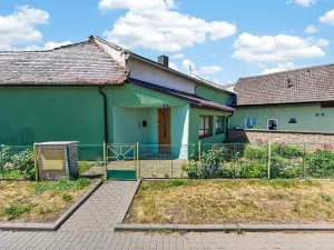 Prodej rodinného domu, Hrádek, 185 m2