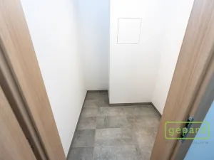 Pronájem bytu 3+kk, Praha, Arnošta Staňka, 61 m2