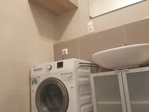 Pronájem bytu 1+kk, Praha - Letňany, Hlučkova, 38 m2