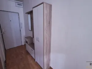 Pronájem bytu 1+1, Ústí nad Labem, Šípková, 32 m2