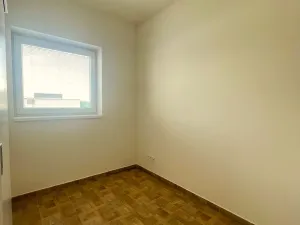 Prodej bytu 4+kk, Znojmo, Smutného, 79 m2