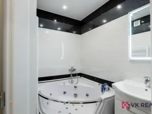 Prodej bytu 3+1, Teplice - Trnovany, gen. Svobody, 76 m2