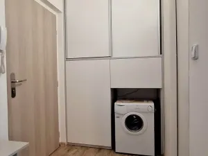 Pronájem bytu 1+kk, Hradec Králové - Slezské Předměstí, Severní, 36 m2