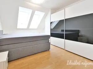 Pronájem bytu 2+kk, Brno, Marie Kudeříkové, 73 m2
