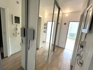 Prodej bytu 2+kk, Praha - Kobylisy, Taussigova, 45 m2
