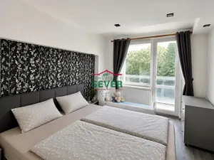 Prodej bytu 4+1, Osek, Hrdlovská, 82 m2