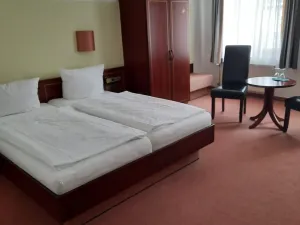 Prodej ubytování, Zeulenroda, Německo, 2077 m2