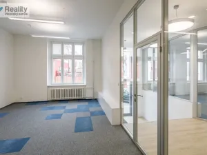 Pronájem kanceláře, Plzeň - Jižní Předměstí, Kovářská, 88 m2