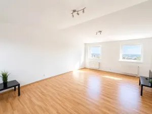 Pronájem bytu 3+kk, Praha, Litoměřická, 70 m2