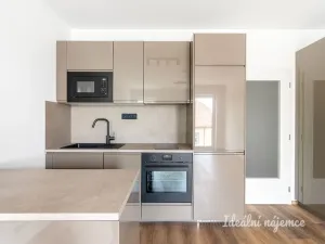 Pronájem bytu 1+kk, Praha - Čakovice, Danielova, 36 m2