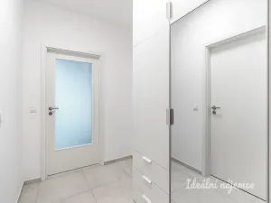 Pronájem bytu 1+kk, Praha - Čakovice, Danielova, 32 m2