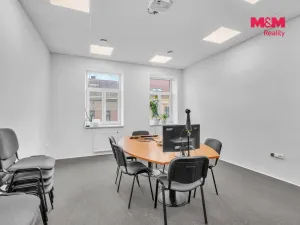 Pronájem kanceláře, Jičín - Pražské Předměstí, Ruská, 136 m2