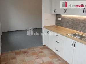Pronájem bytu 2+1, Karlovy Vary - Dvory, K. Kučery, 49 m2