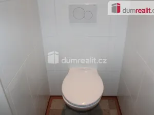 Pronájem bytu 2+1, Karlovy Vary - Dvory, K. Kučery, 49 m2