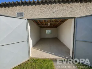 Prodej bytu 3+1, Plzeň - Jižní Předměstí, Brožíkova, 85 m2