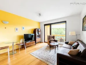 Pronájem bytu 2+kk, Praha - Hloubětín, Nademlejnská, 50 m2