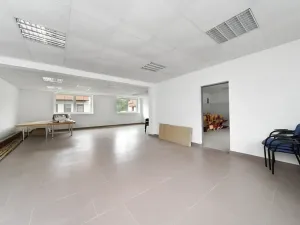 Prodej rodinného domu, Čmelíny, 450 m2