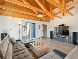 Prodej rodinného domu, Rozstání, 450 m2