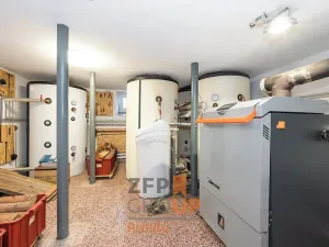 Prodej rodinného domu, Rozstání, 450 m2