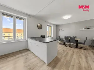 Prodej bytu 3+1, Most, tř. Budovatelů, 76 m2