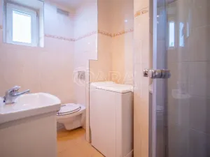 Prodej bytu 2+1, Teplice, Ruská, 61 m2