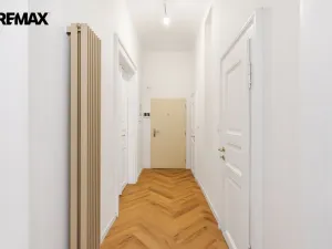 Prodej bytu 2+1, Praha - Karlín, Pernerova, 69 m2