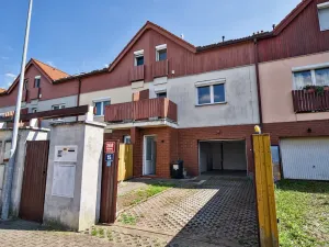 Pronájem rodinného domu, Praha - Štěrboholy, Pod areálem, 324 m2