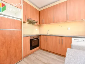 Pronájem bytu 1+kk, Králův Dvůr, Nad Stadionem, 29 m2