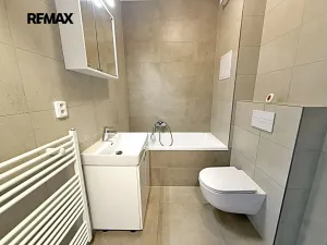 Pronájem bytu 1+kk, Chrudim, Podkopanický mlýn, 28 m2