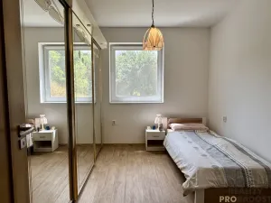 Prodej podílu 5/6 pozemku pro bydlení, Rosice, 1013 m2