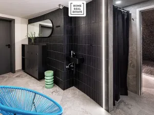 Prodej obchodního prostoru, Praha - Žižkov, Hartigova, 108 m2
