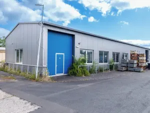 Prodej komerční nemovitosti, Dubí, Horská, 3047 m2