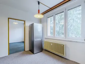 Pronájem bytu 3+1, Praha - Podolí, Na Zvoničce, 61 m2