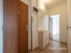 Pronájem bytu 2+1, Praha - Strašnice, Černokostelecká, 52 m2