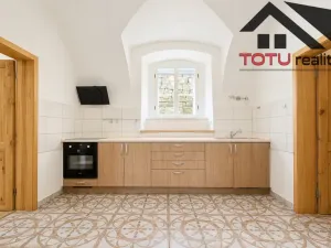 Prodej bytu 3+1, Kuks, 91 m2
